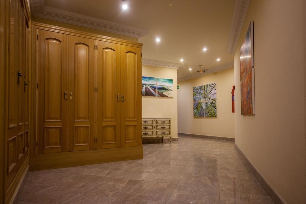 Hotel Agur Fuengirola Zewnętrze zdjęcie
