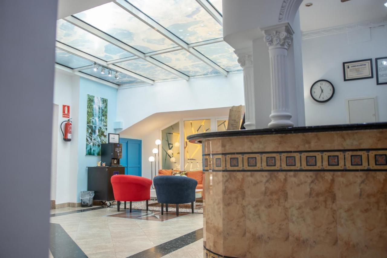 Hotel Agur Fuengirola Zewnętrze zdjęcie
