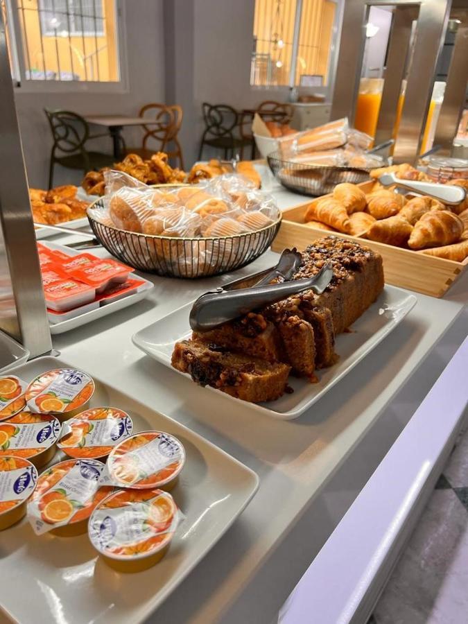 Hotel Agur Fuengirola Zewnętrze zdjęcie